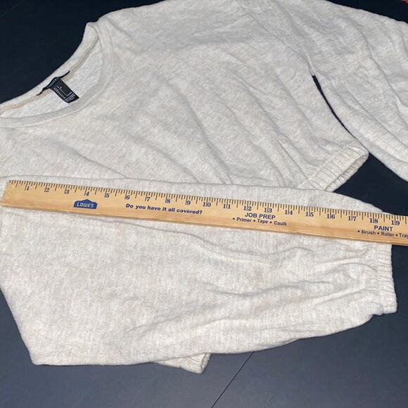 F21 Women's Cropped Sweater Top Long Sleeve Size Large Oatmeal Forever 21 Fall - Picture 6 of 10